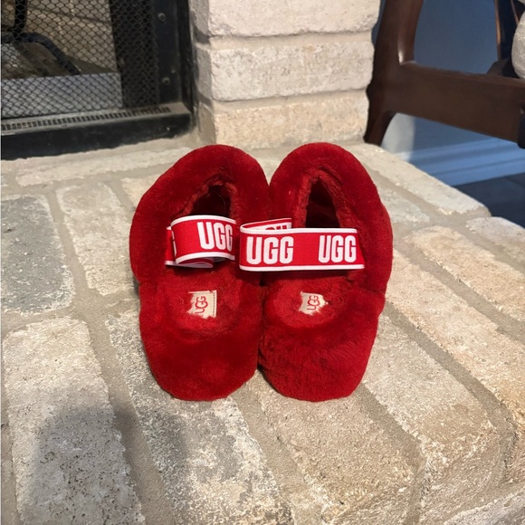 UGG Red Fluffy Slingback Slippers - Picture 2 of 7